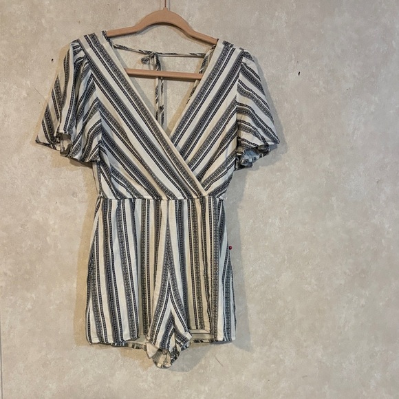 Striped V-Neck Romper - Picture 1 of 12